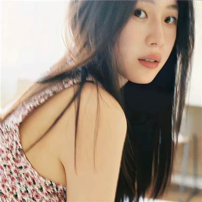 人前叫多莉，人后叫凯蒂封面